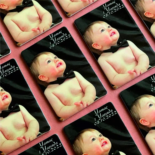 Sade Tasarımlı Doğum Günü