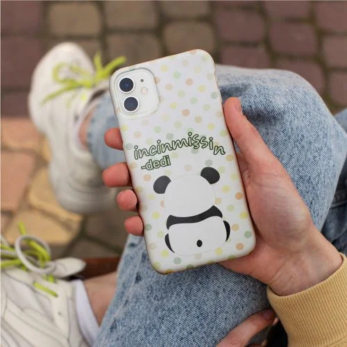 Şık Tasarımlı Telefon Kılıfı