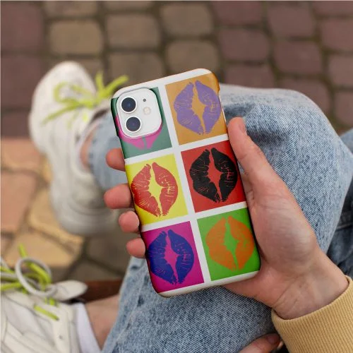 Şık Tasarımlı Telefon Kılıfı